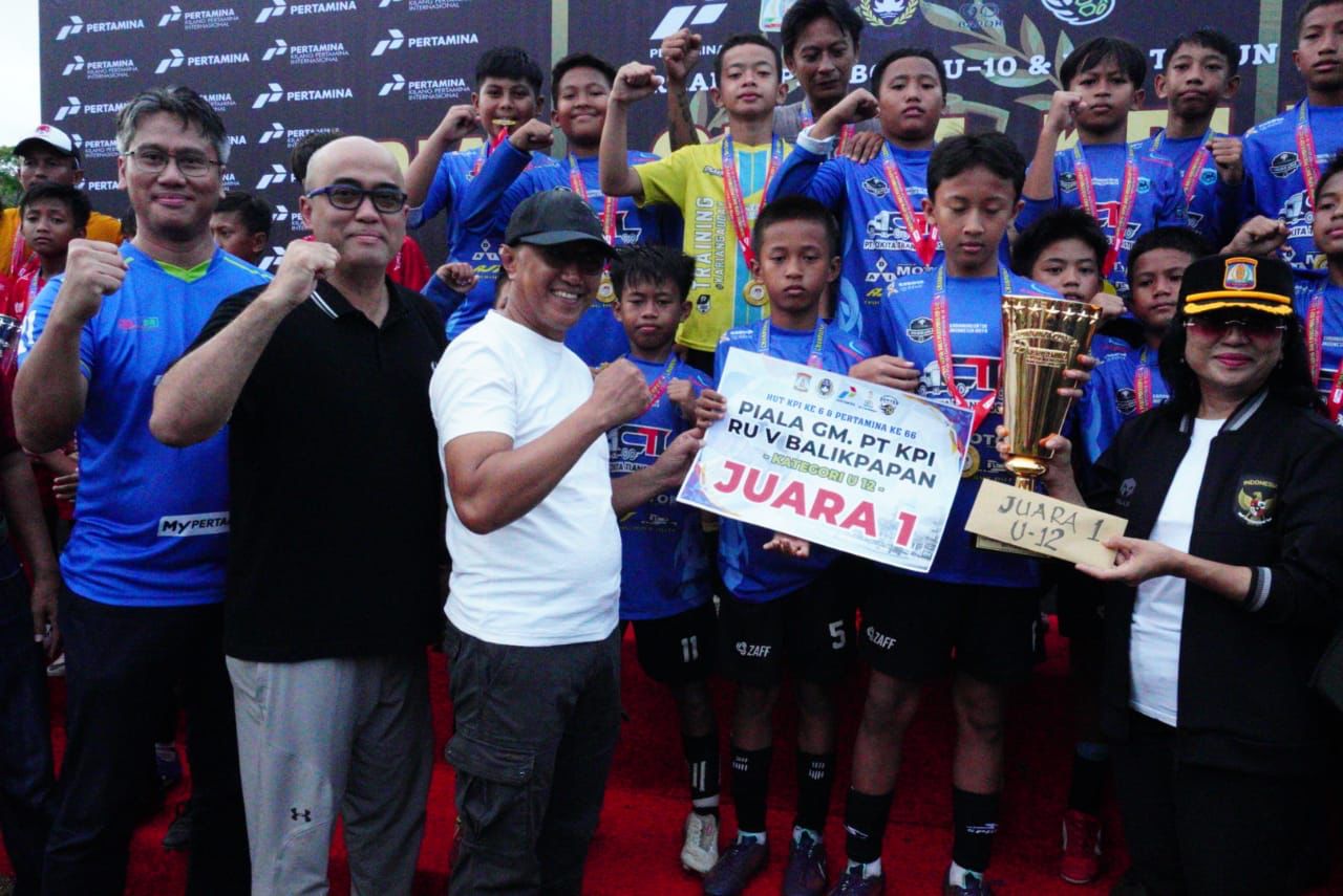 SSB Kariangau raih juara dalam kompetisi bola U-12 di Piala GM CUP 2023.
