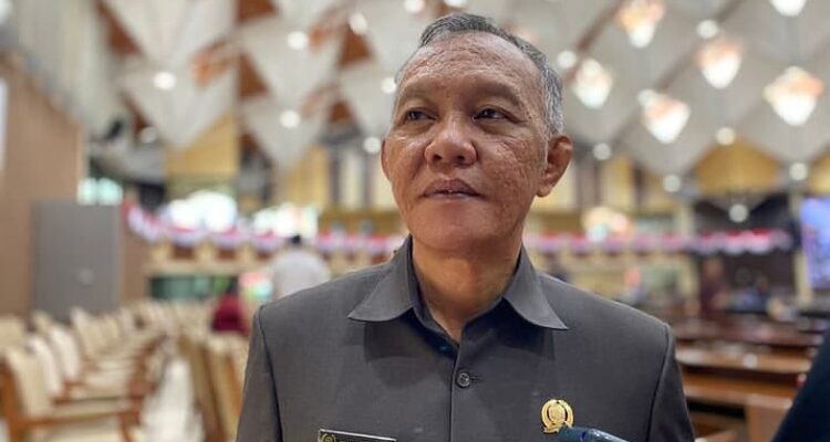 SAMSUN 8 Wakil Ketua DPRD Kaltim Muhammad Samsun.