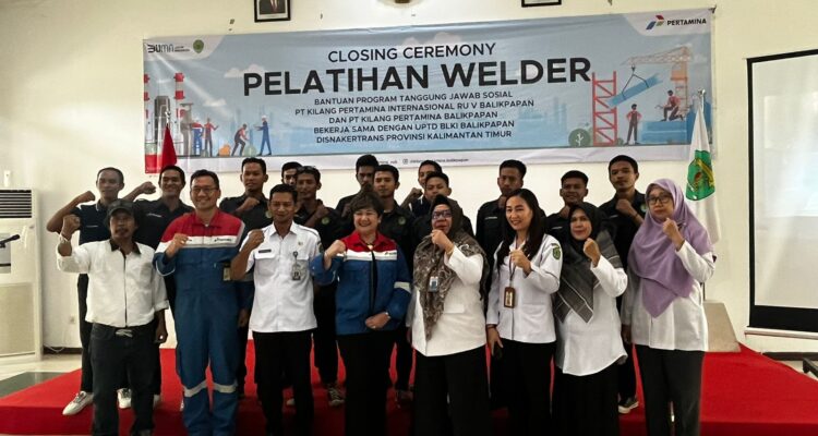 Para peserta program pelatihan welder Pertamina dinyatakan lulus.