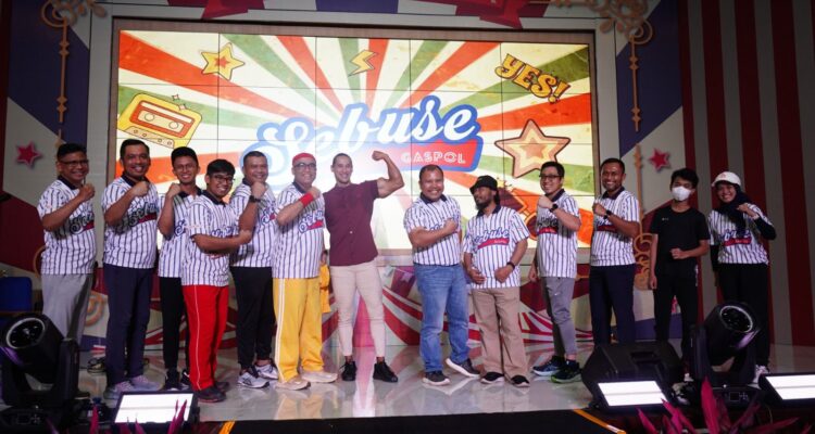 Kegiatan Opening Corporate Wellness Program 2024 yang dikemas melalui program Sehat Bugar Senang (Sebuse) di Exs Bioskop Banua Patra, Sabtu (31/8/2024) yang dihadiri Ade Rai.