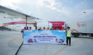 Pertamina Patra Niaga Regional Kalimantan, telah sukses melakukan pengisian avtur perdana di Bandara Ibu Kota Negara (IKN) untuk pesawat PT. Pelita Air Service BAE RJ-85/PK-PJJ sebesar 3,9 KL dalam penerbangan misi Kenegaraan VVIP RI1.