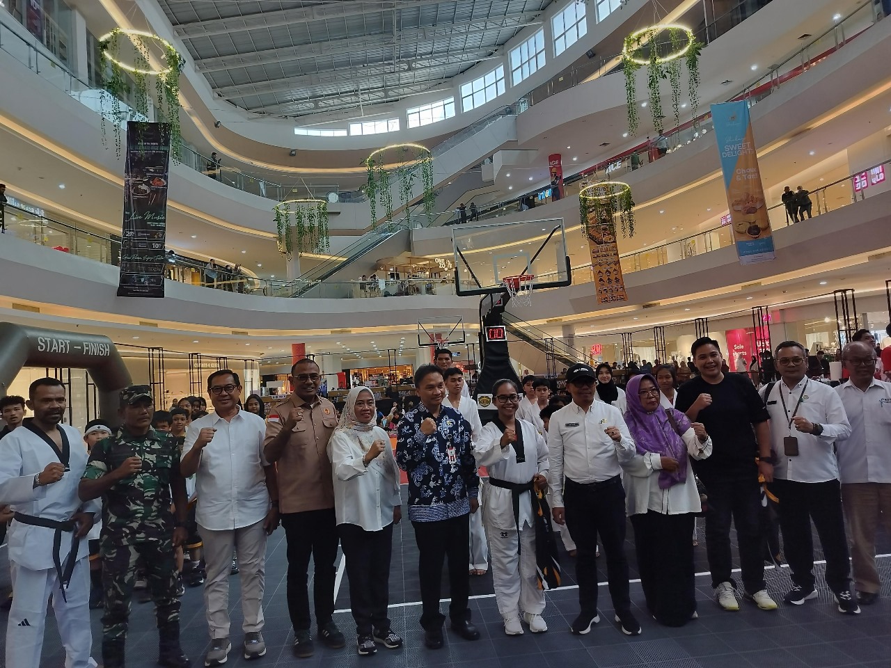Pembukaan Kejuaraan Bola Basket 3x3 Piala Gubernur Kaltim 2024.