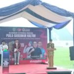 Kepala Bidang Peningkatan Prestasi Olahraga Dispora Kaltim, Rasman Rading saat membuka Kejurda Sepak Bola Piala Gubernur Kaltim 2024 di Samarinda.