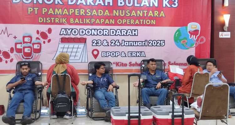 PAMA BPOP saat menggelar donor darah yang diikuti 130 karyawan.